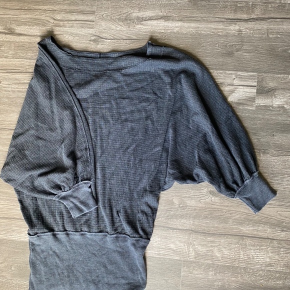 Free People size Medium Bubble Long Sleeve Tee Grey - Picture 4 of 5